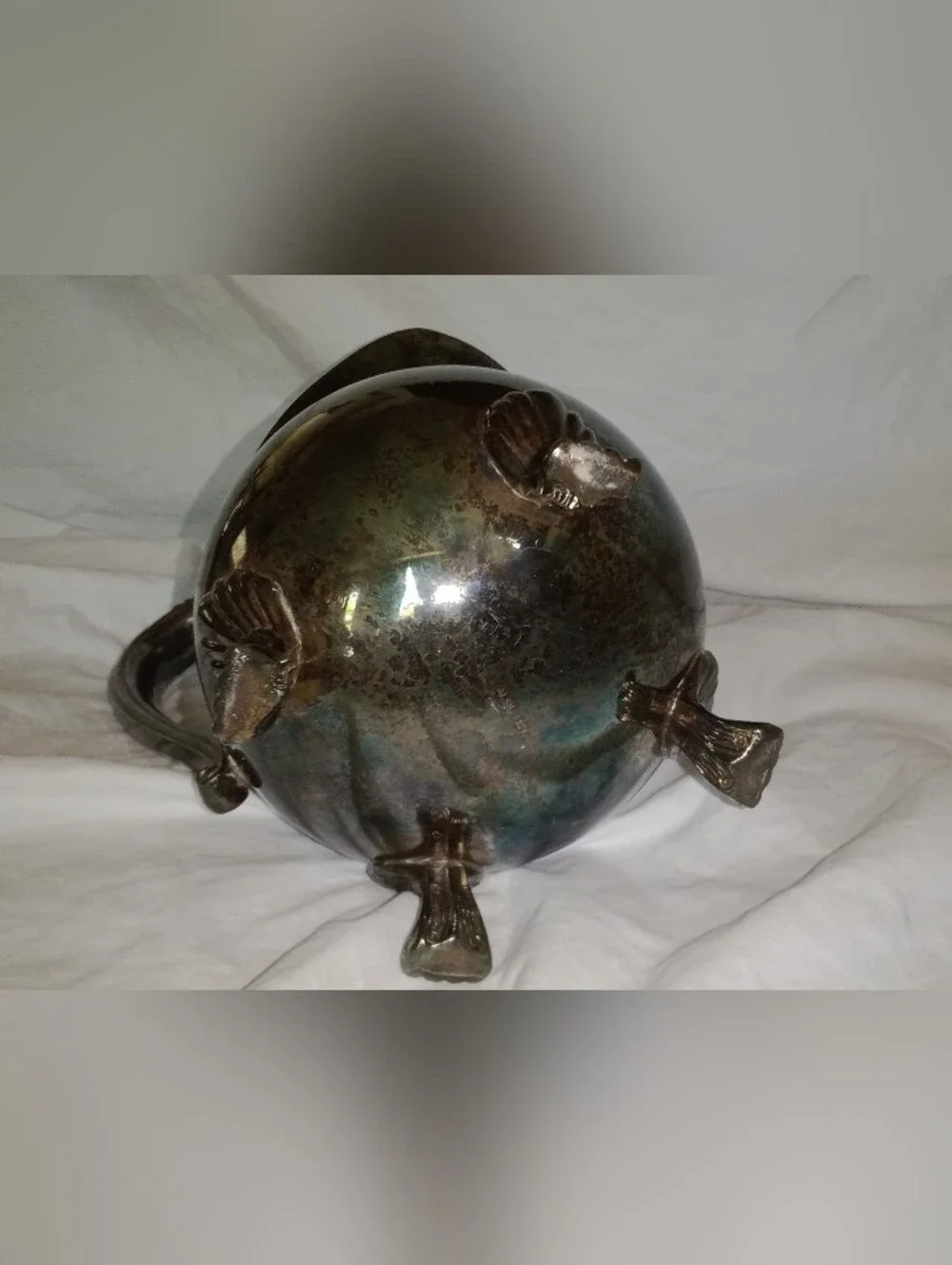 Vintage Silver Plate Pitcher With Ice Gaurd Footed 8 1/4